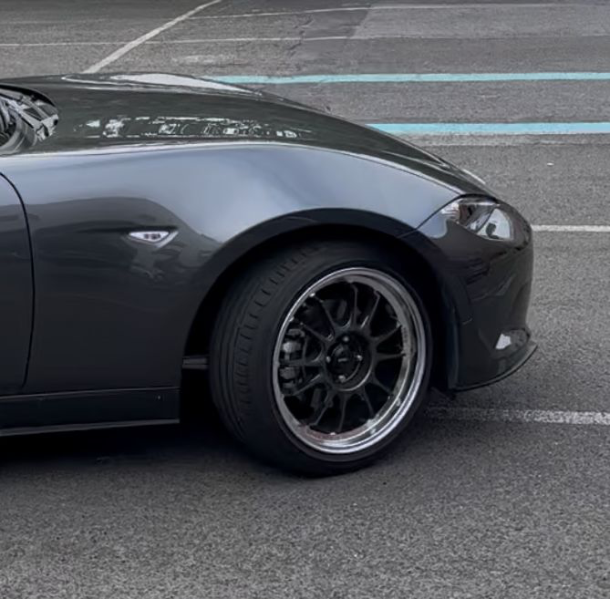 Friend's mesh wheels with polished lip